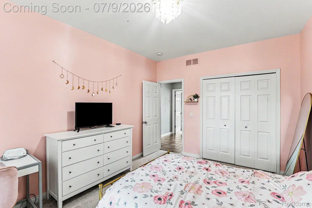 50289 Nantwich Drive Macomb Township MI 48044
