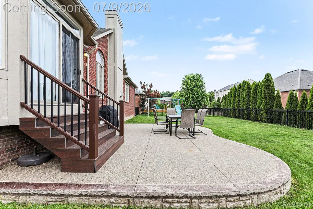 50289 Nantwich Drive Macomb Township MI 48044