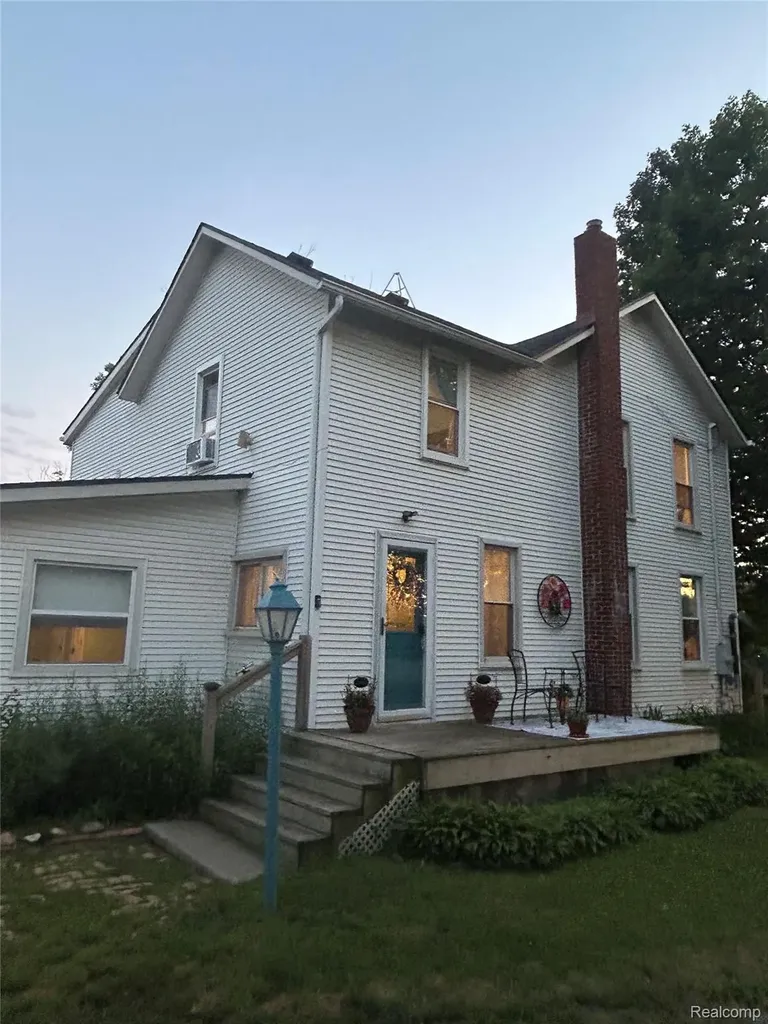 1285 S Cummings Road Davison City MI 48423