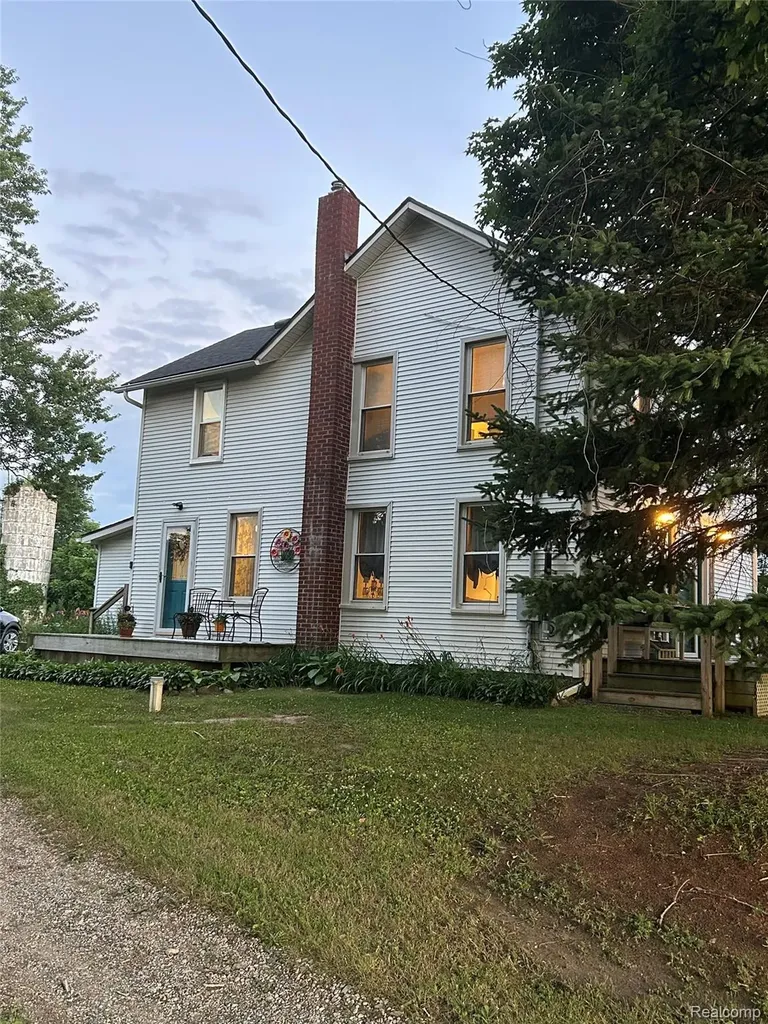 1285 S Cummings Road Davison City MI 48423