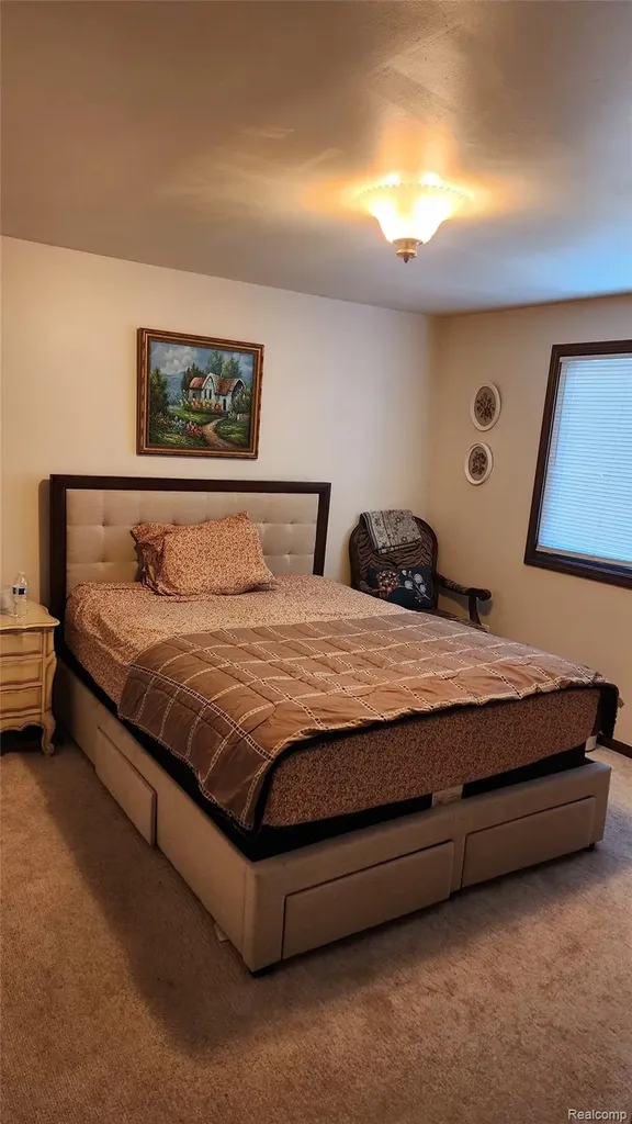 35312 Northmont Drive Farmington Hills City MI 48331