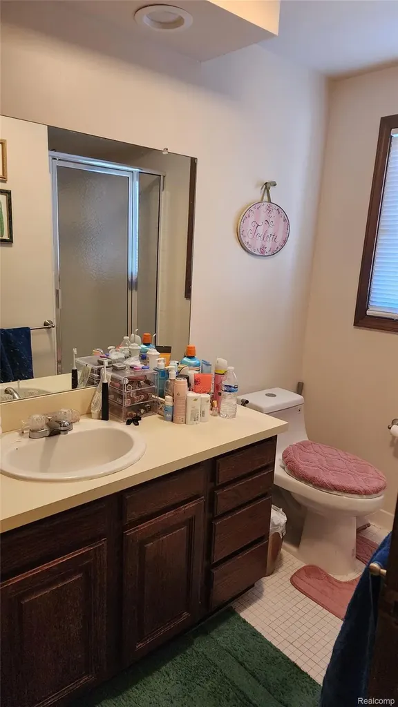 35312 Northmont Drive Farmington Hills City MI 48331