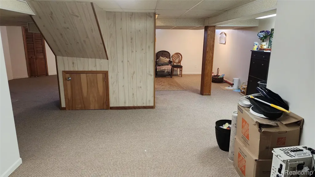35312 Northmont Drive Farmington Hills City MI 48331