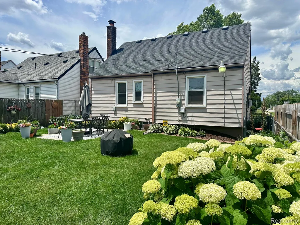 455 Campbell Street River Rouge City MI 48218