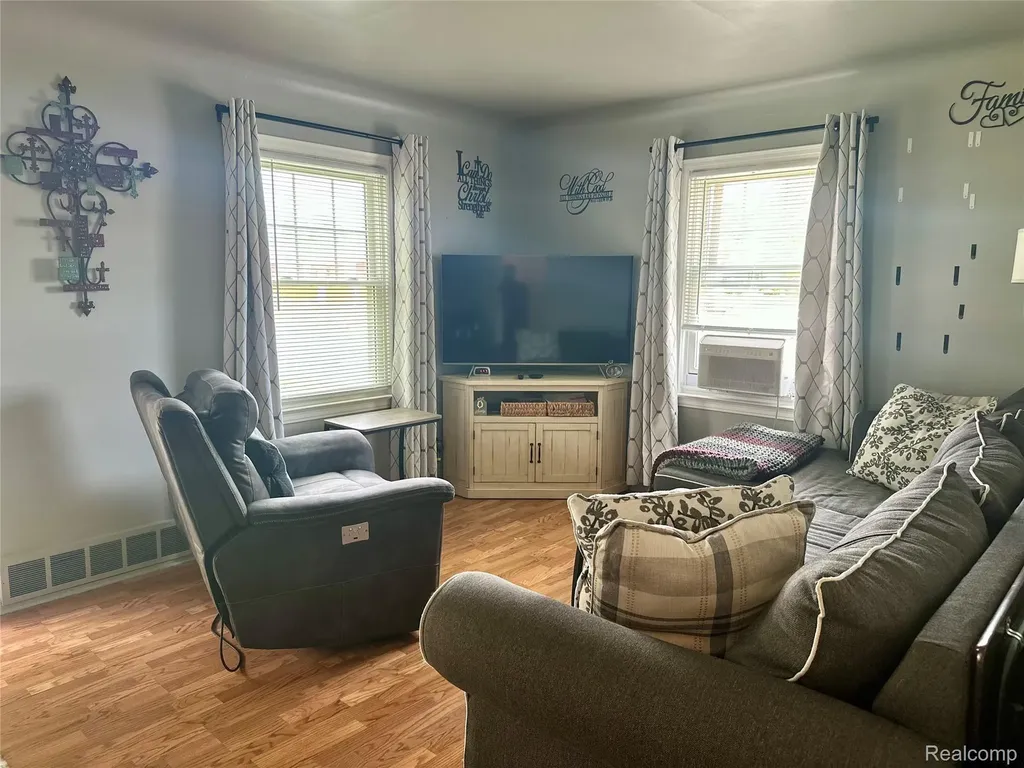 455 Campbell Street River Rouge City MI 48218