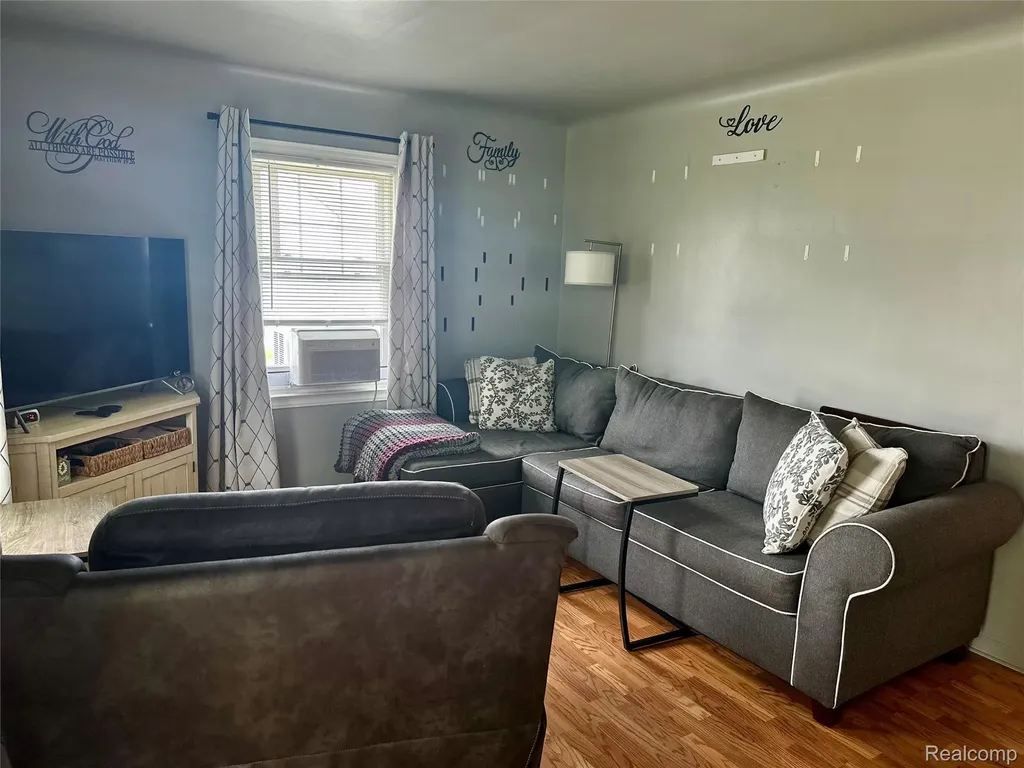 455 Campbell Street River Rouge City MI 48218