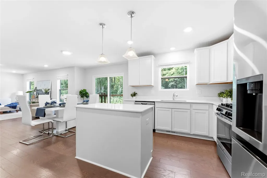 48430 Shagbark Lane Van Buren Charter Township MI 48111