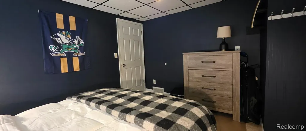 3285 Mapledale Street Commerce Charter Township MI 48382