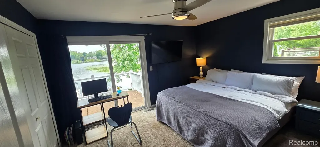 3285 Mapledale Street Commerce Charter Township MI 48382