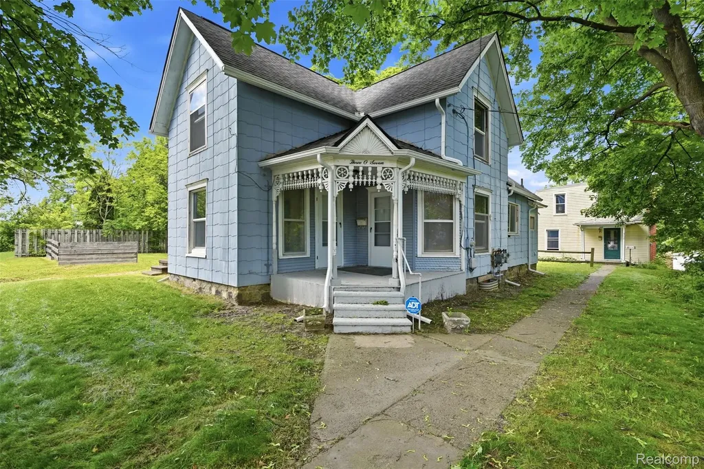 307 N Gorham Street Jackson City MI 49202