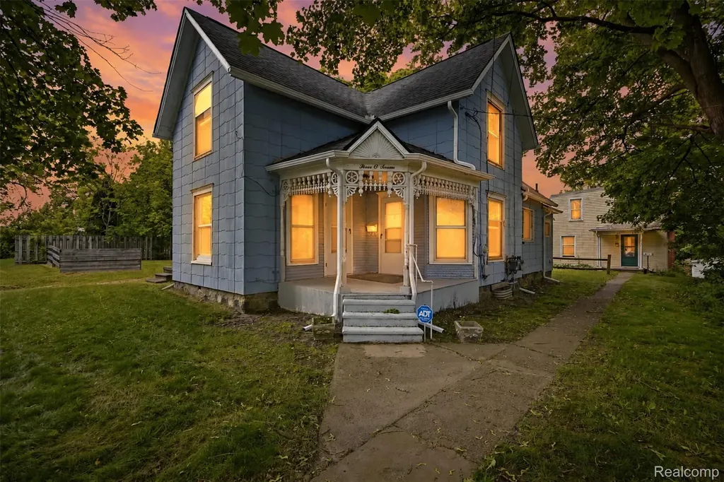 307 N Gorham Street Jackson City MI 49202