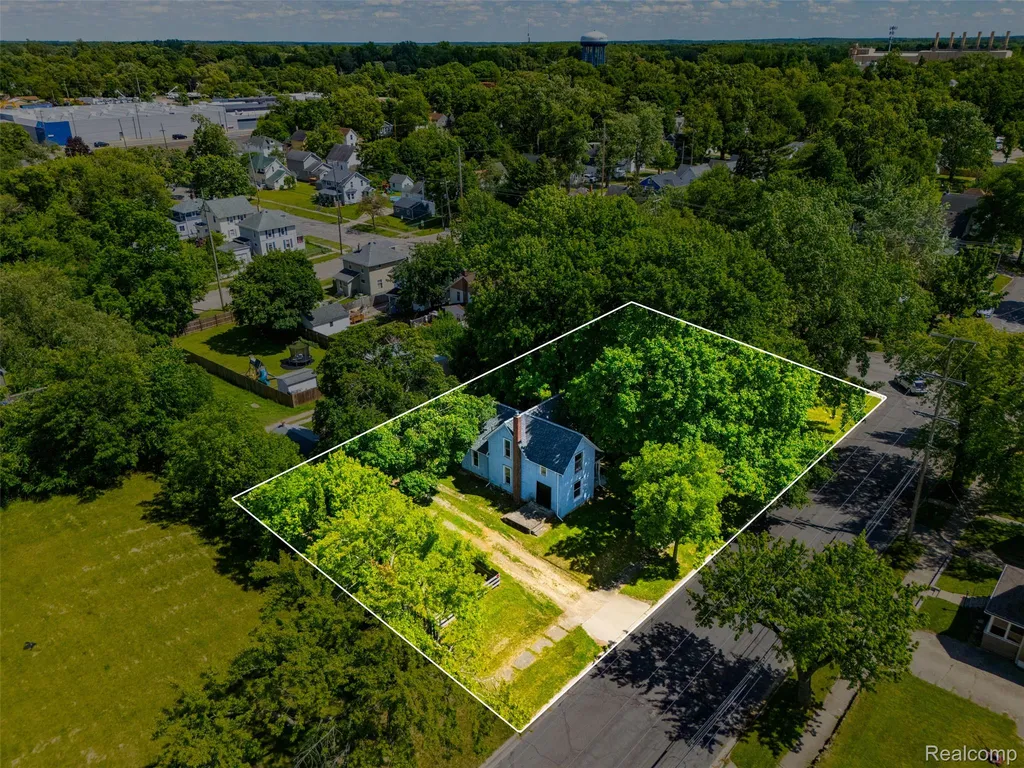 307 N Gorham Street Jackson City MI 49202