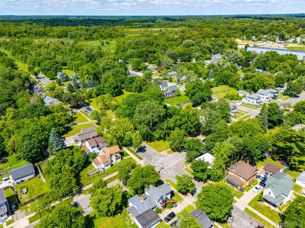 307 N Gorham Street Jackson City MI 49202