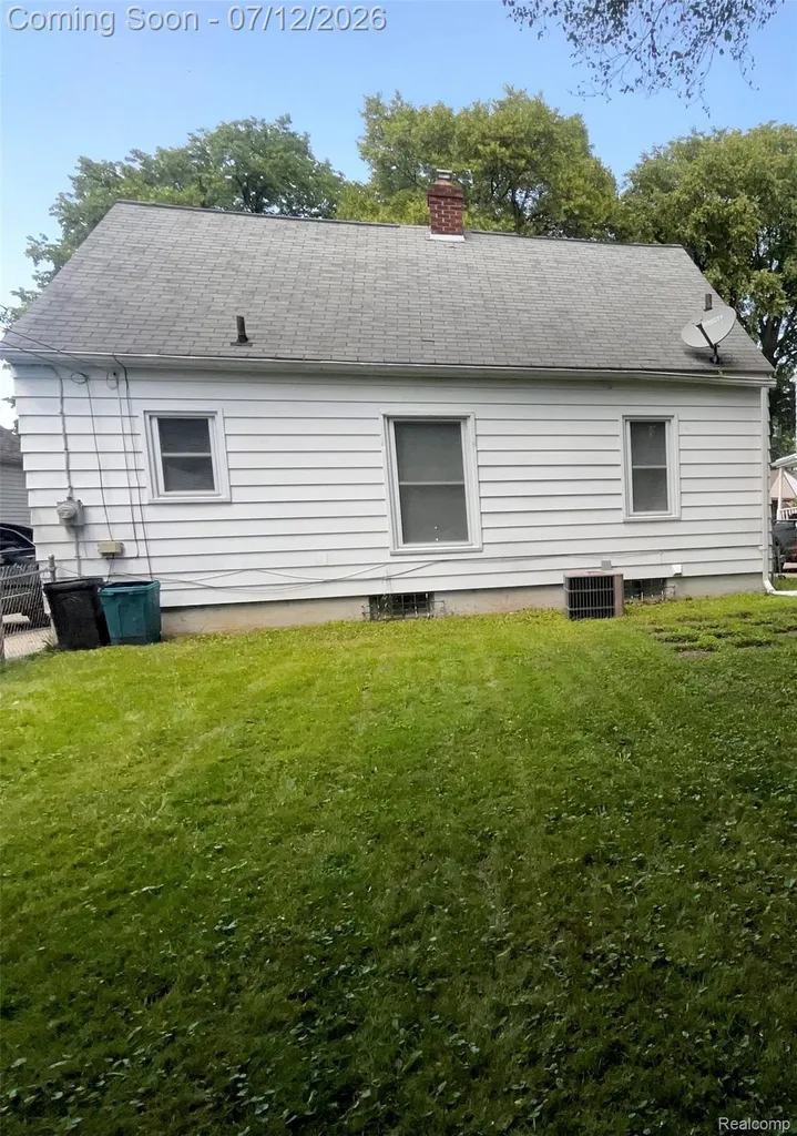 2406 Gold Avenue Flint City MI 48503