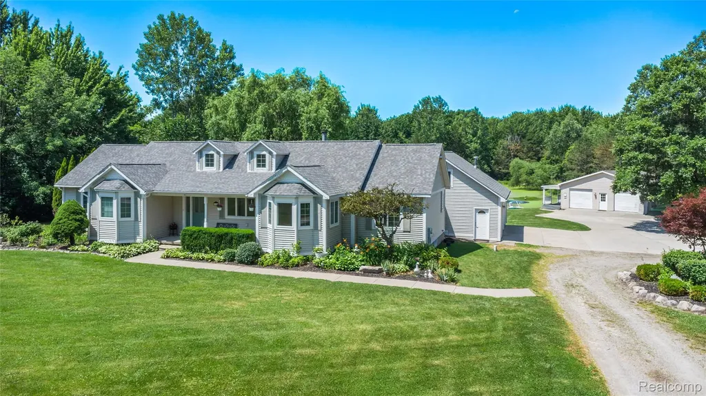 2120 Montague Road Davison Township MI 48423