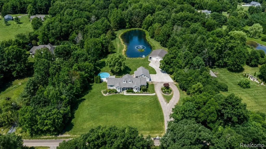 2120 Montague Road Davison Township MI 48423