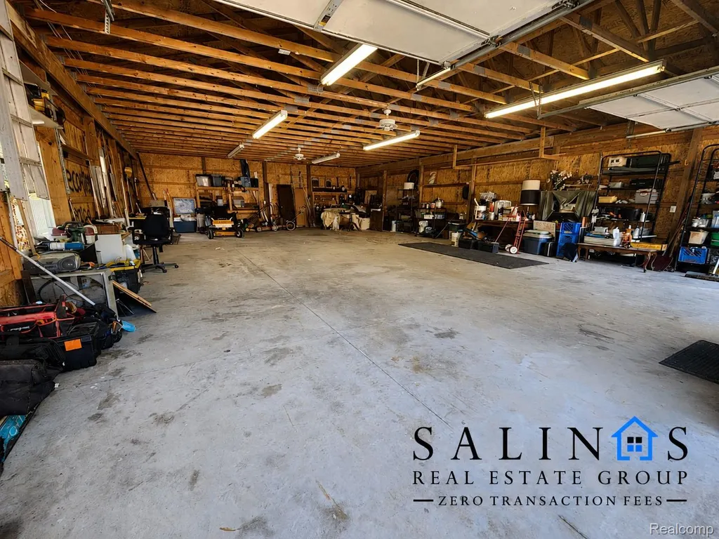 2120 Montague Road Davison Township MI 48423