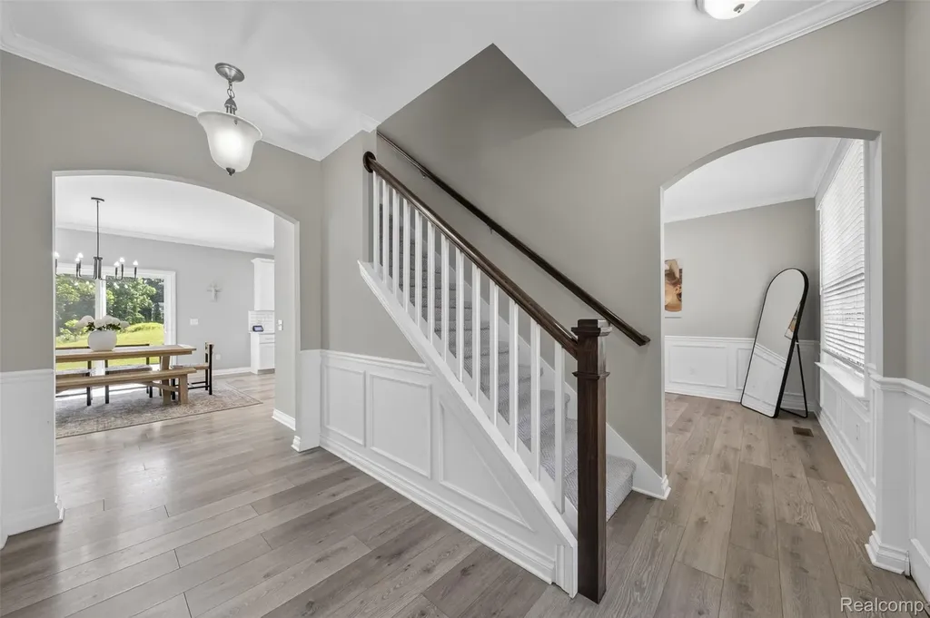 2429 Walnut View Drive Hartland Township MI 48855