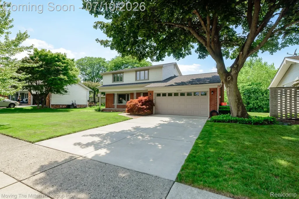 16359 Alpine Drive Livonia City MI 48154