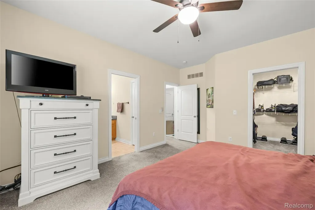 10182 Edgewood Drive Grand Blanc Charter Township MI 48439