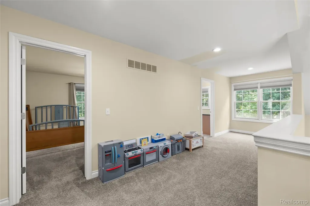 10182 Edgewood Drive Grand Blanc Charter Township MI 48439