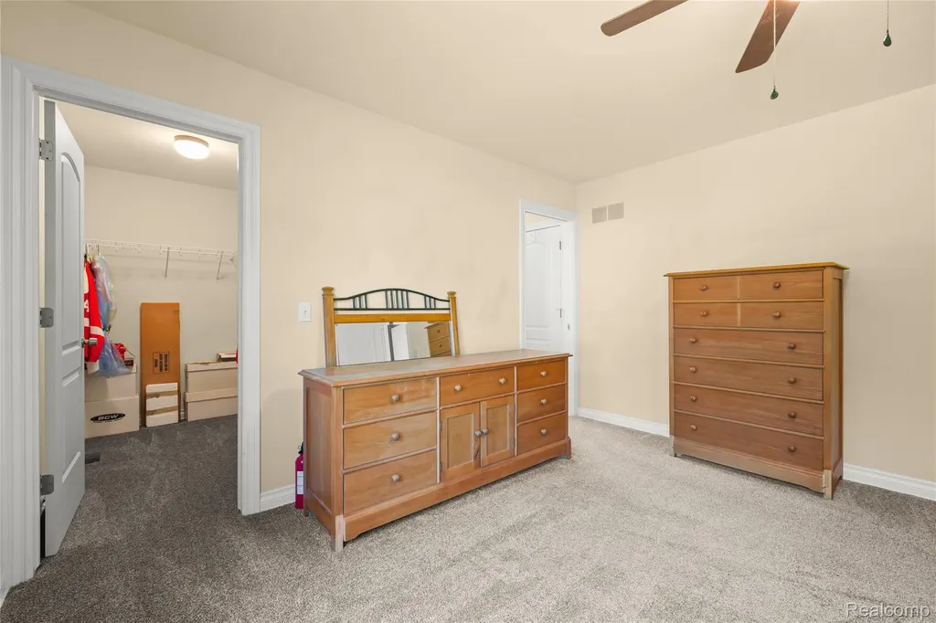 10182 Edgewood Drive Grand Blanc Charter Township MI 48439