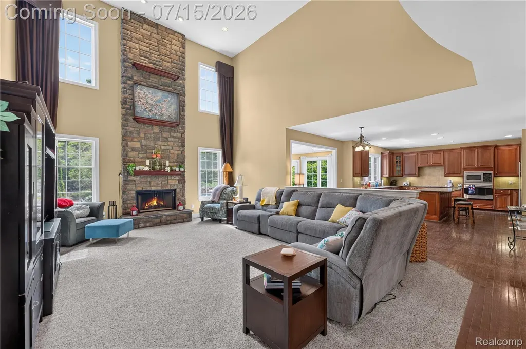 2433 Woodridge Court Milford Charter Township MI 48380