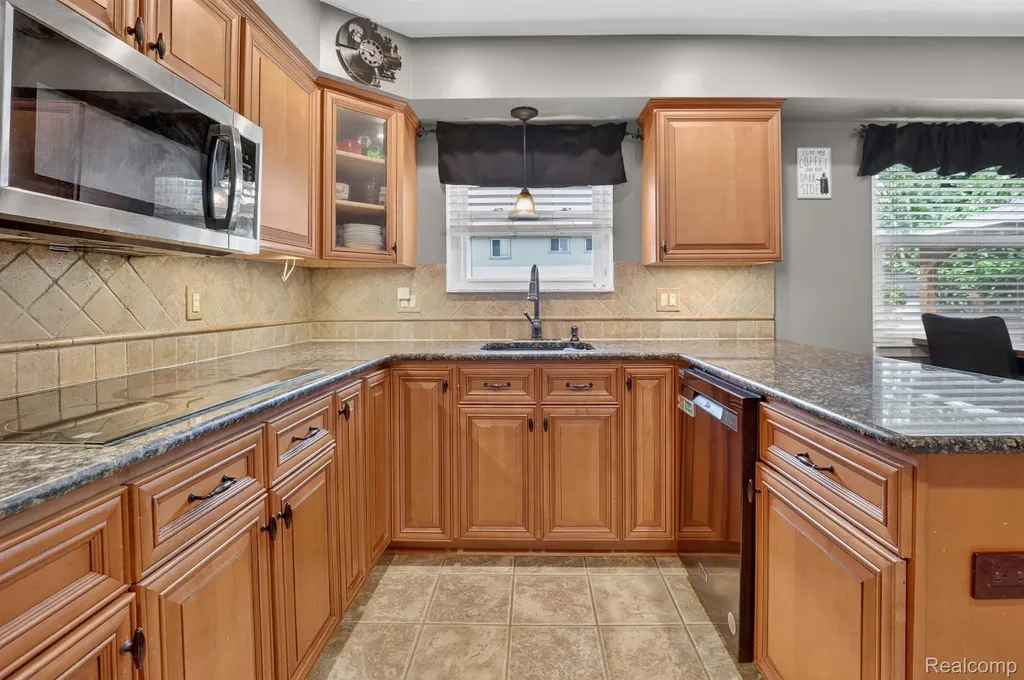 14838 Williams Court Gibraltar City MI 48173
