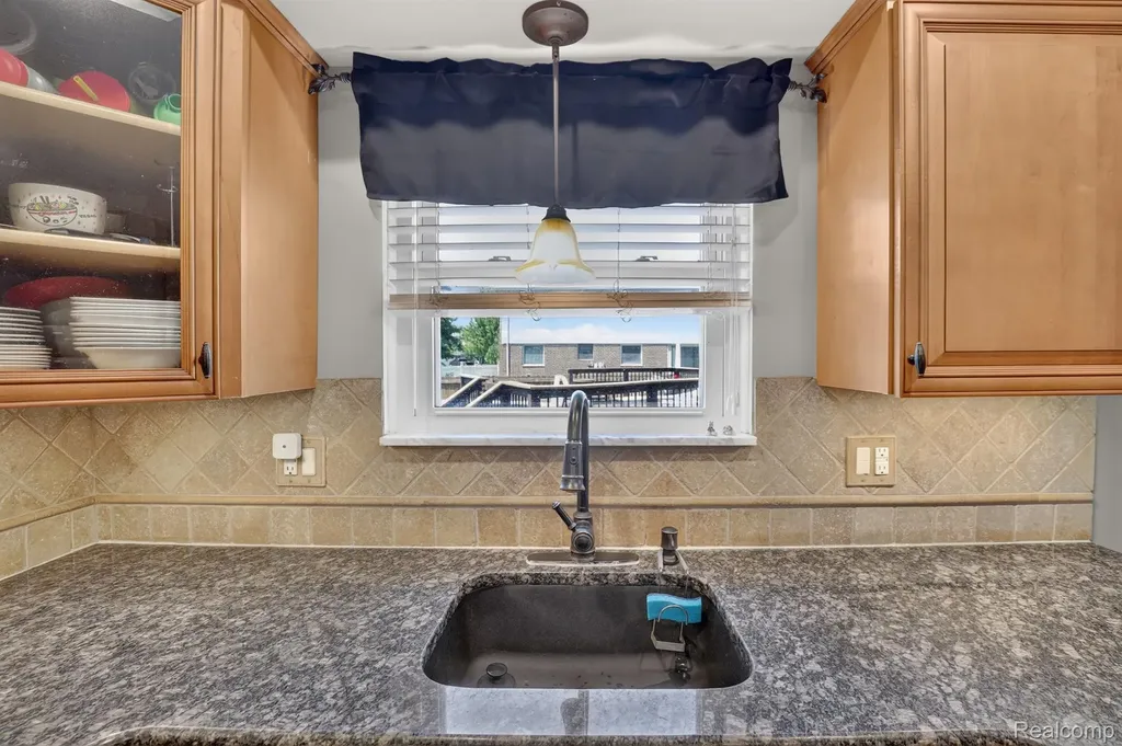 14838 Williams Court Gibraltar City MI 48173