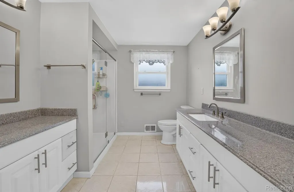14838 Williams Court Gibraltar City MI 48173