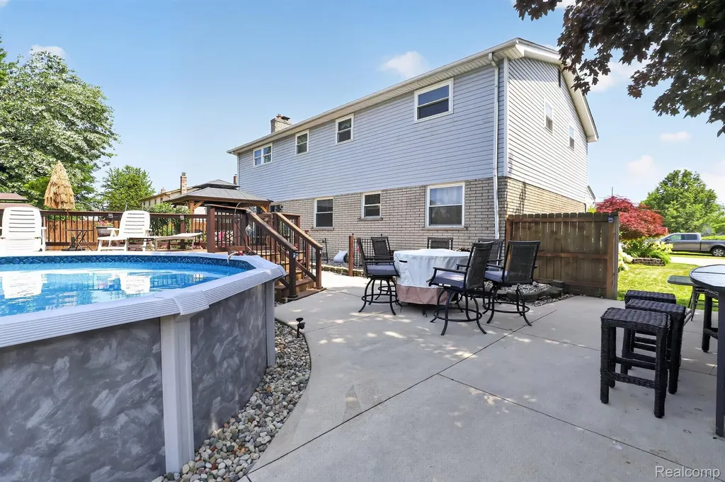 14838 Williams Court Gibraltar City MI 48173