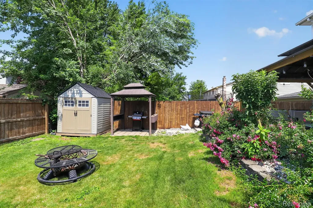14838 Williams Court Gibraltar City MI 48173