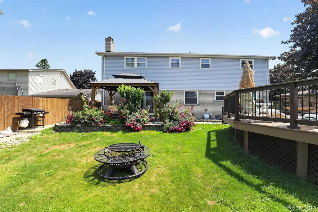 14838 Williams Court Gibraltar City MI 48173