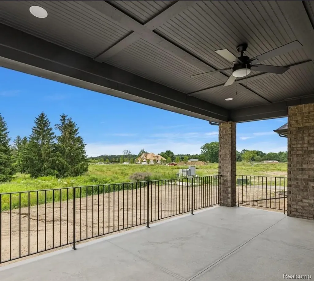 27705 Hagen Road Chesterfield Township MI 48051