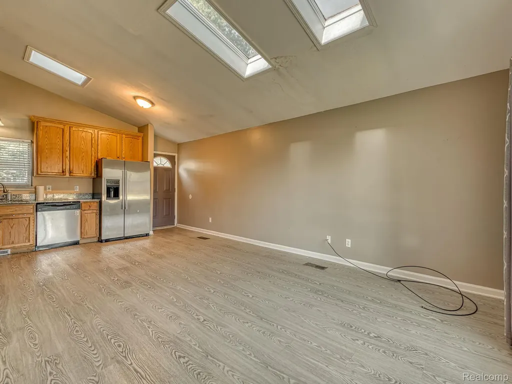 30933 Grandview Avenue Westland City MI 48186