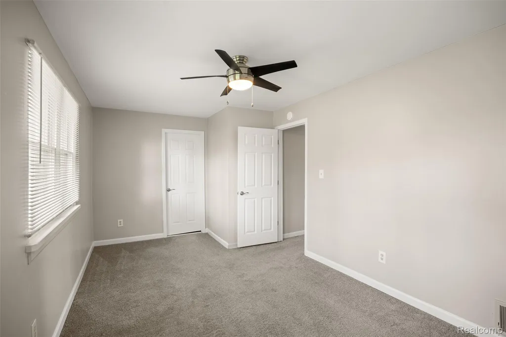 556 E Troy Street Ferndale City MI 48220