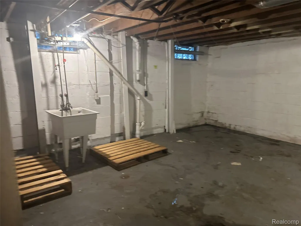 6378 Brace Street Detroit City MI 48228