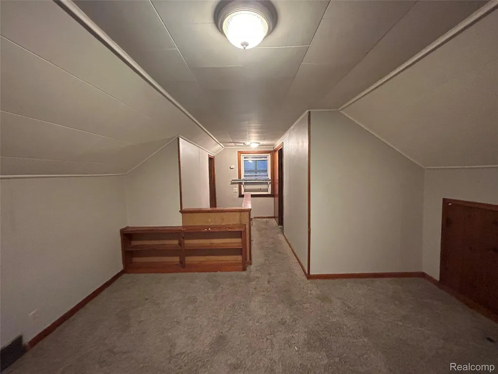 6718 Grandville Avenue Detroit City MI 48228