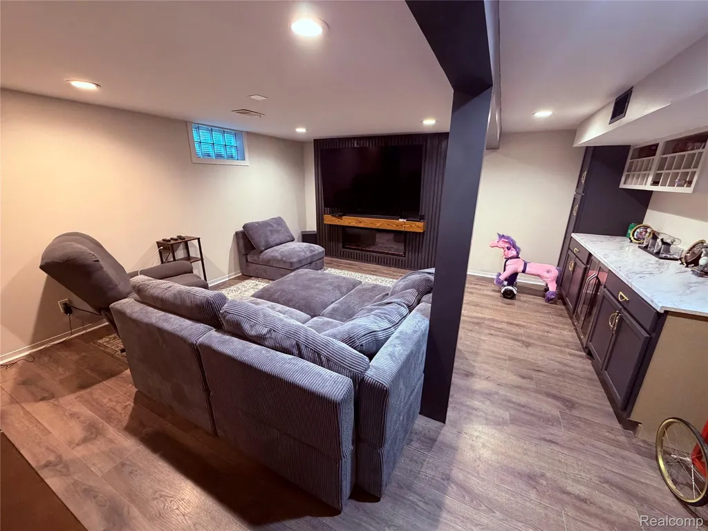 6760 Pine Street Cass City Village MI 48726
