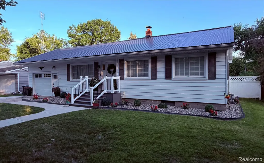 6760 Pine Street Cass City Village MI 48726