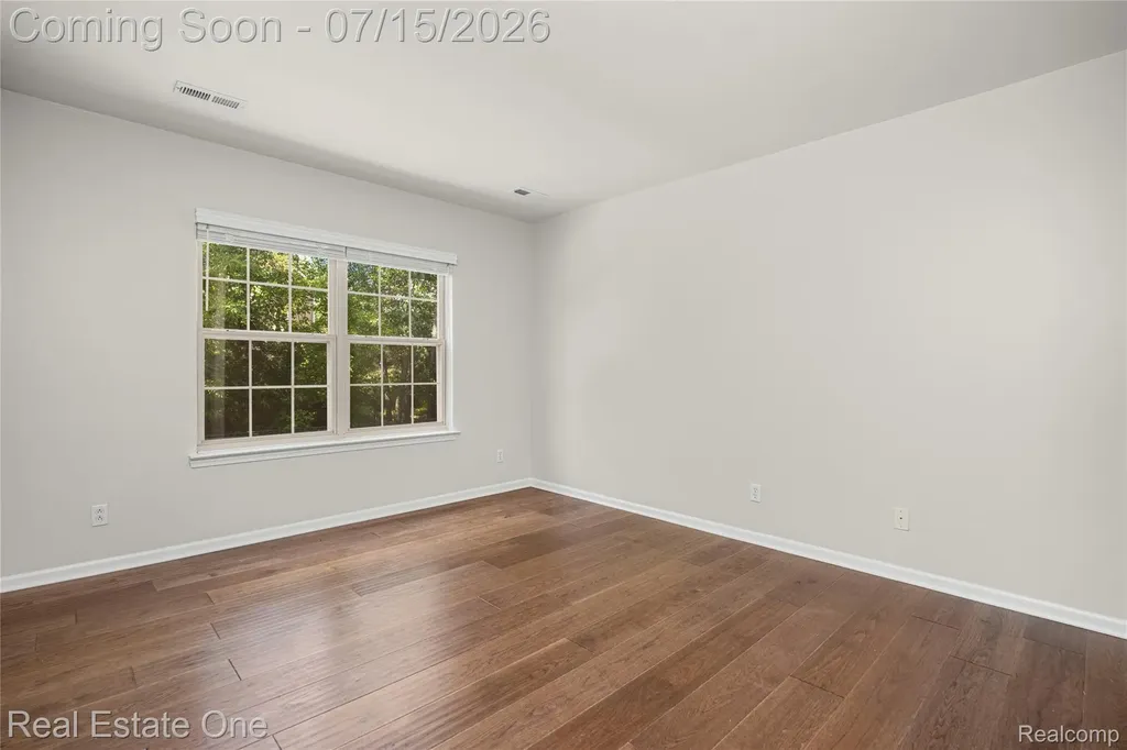 609 Village Lane Milford Village MI 48381