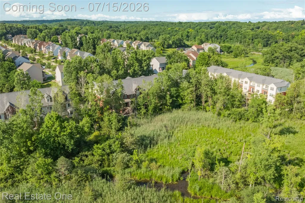 609 Village Lane Milford Village MI 48381