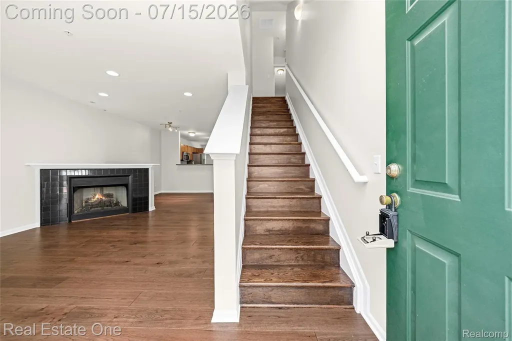 609 Village Lane Milford Village MI 48381