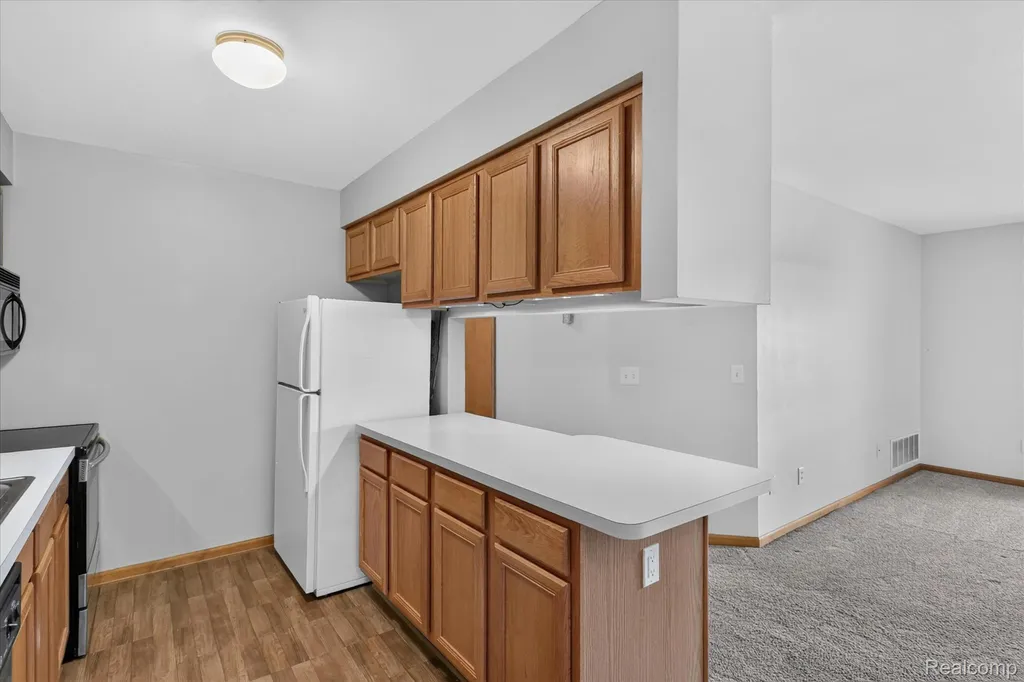 45720 Prairiegrass Court Van Buren Charter Township MI 48111