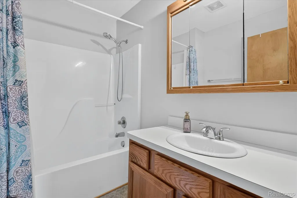 45720 Prairiegrass Court Van Buren Charter Township MI 48111