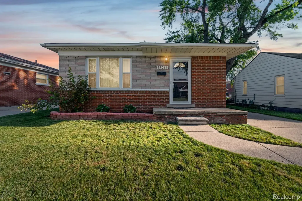 13024 Orange Street Southgate City MI 48195