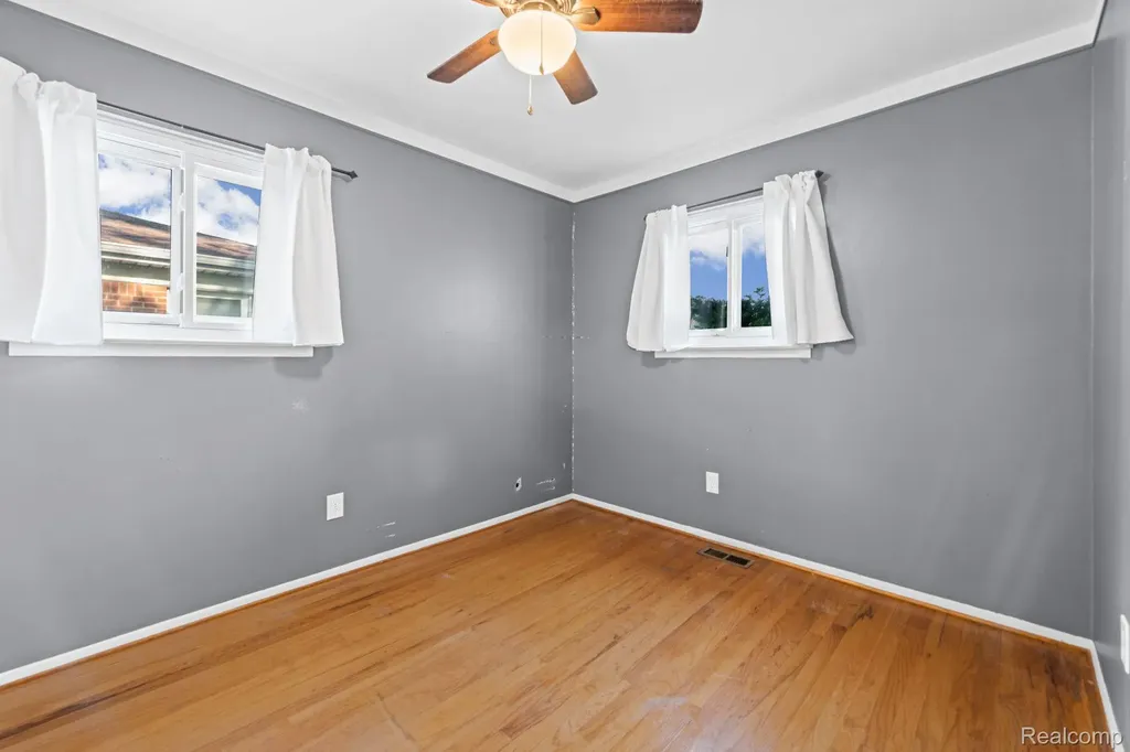 13024 Orange Street Southgate City MI 48195