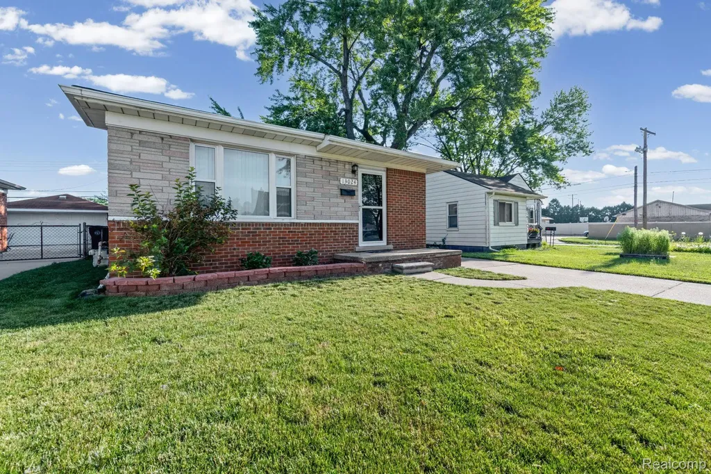 13024 Orange Street Southgate City MI 48195
