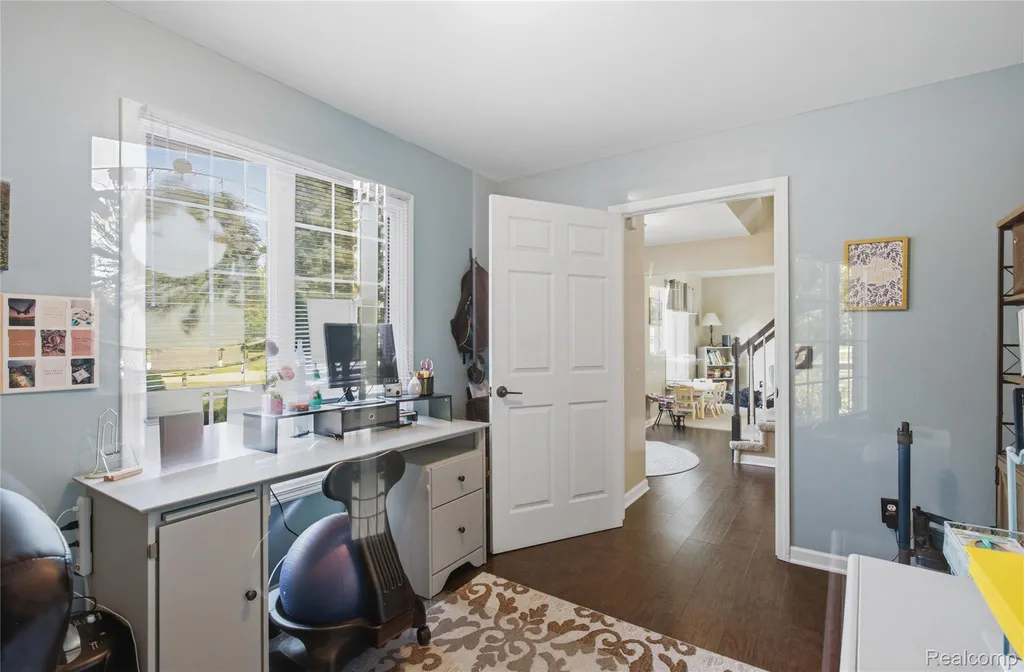1817 Deer View Court Hartland Township MI 48843