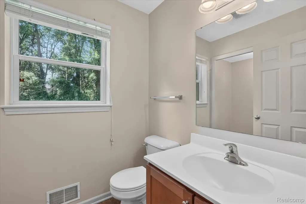 5677 Cartago Drive Delhi Charter Township MI 48911